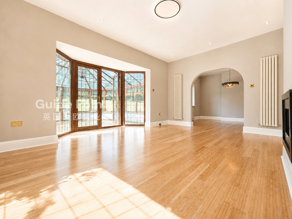 Property photo 3 of 16
