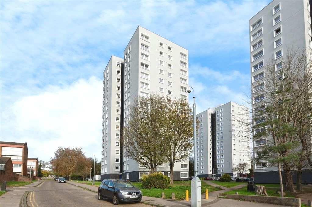 Property photo 2 of 15 Photo