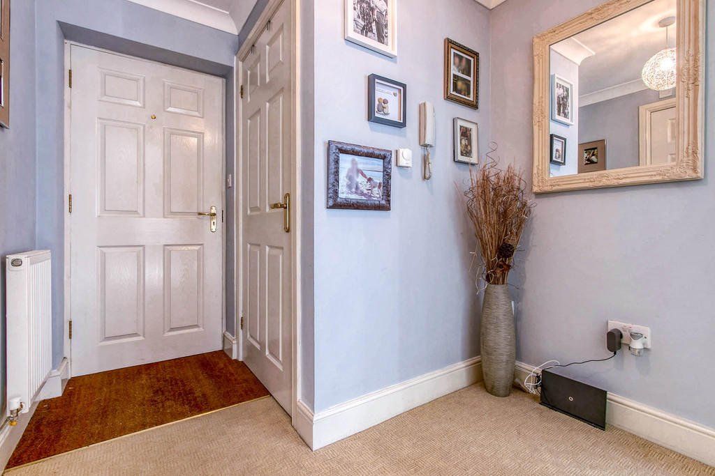 Property photo 2 of 11 Picture No. 10
