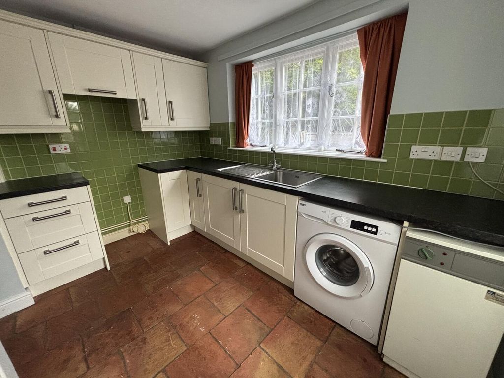 Property photo 2 of 15 Kitchen