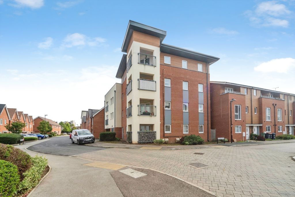 Property photo 1 of 17 Pbox-Img.Jpg