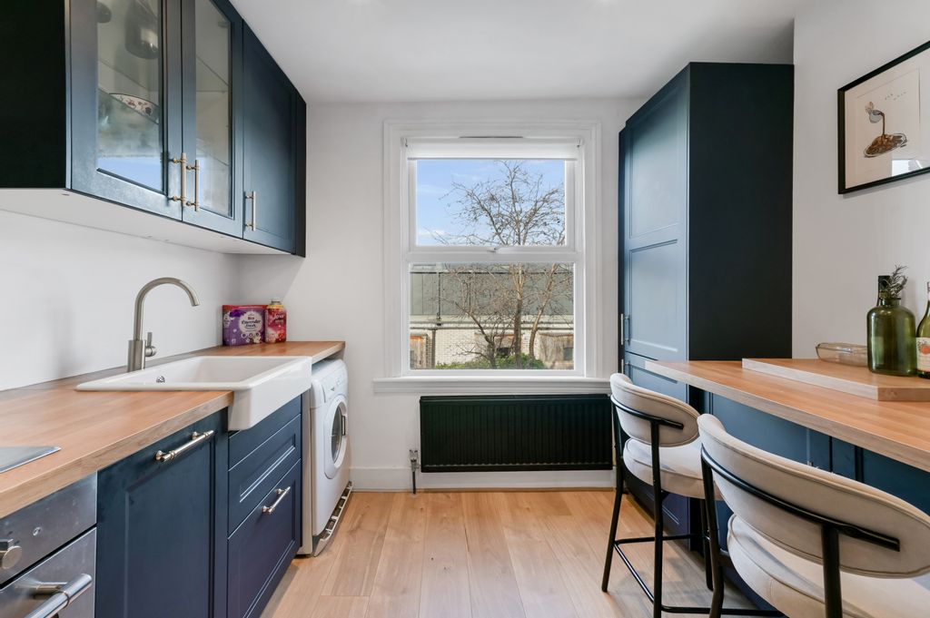 Property photo 3 of 18 Picture No. 14