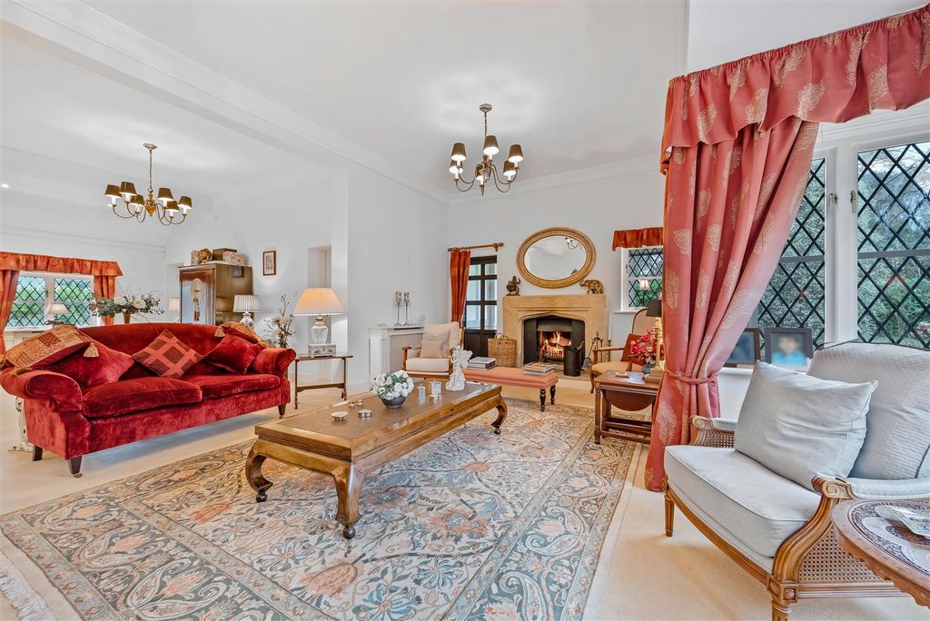 Property photo 3 of 17
