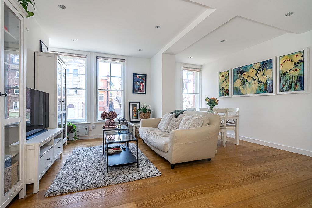 Property photo 1 of 8