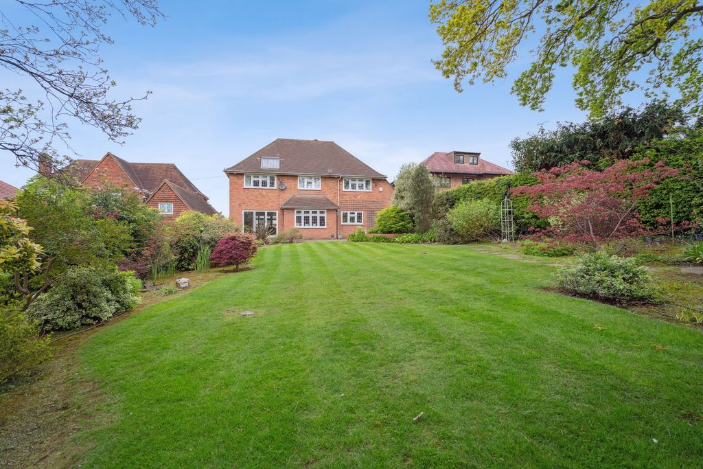 Property photo 2 of 12