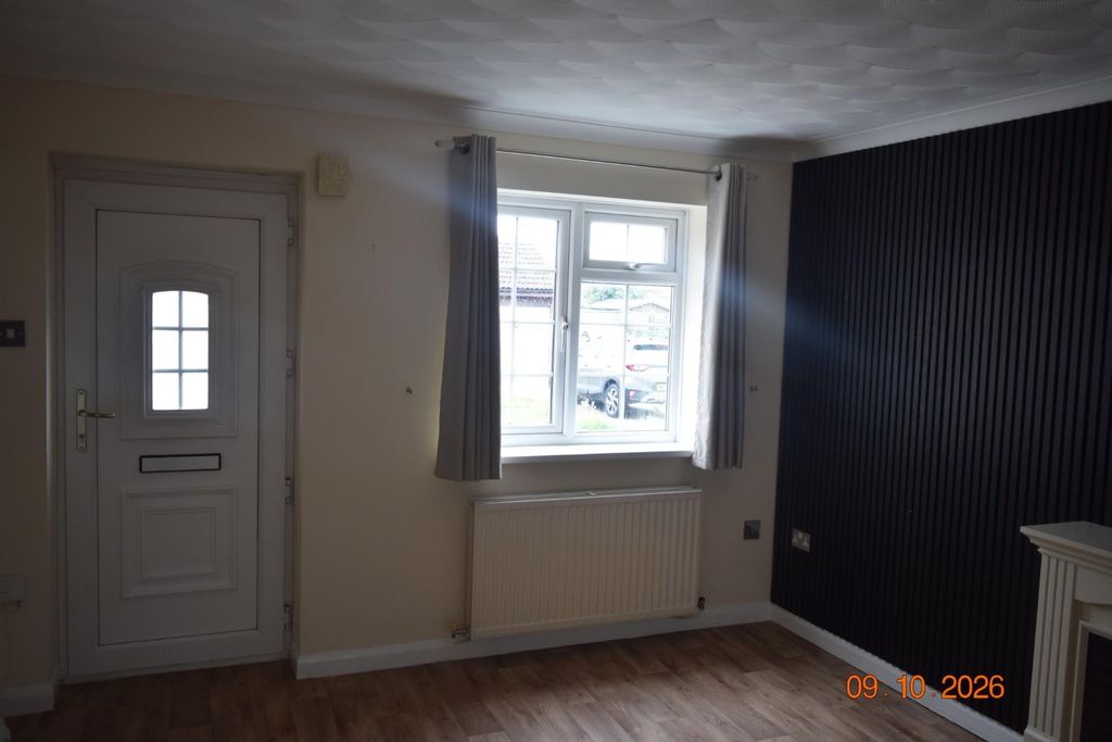 Property photo 3 of 27 Lounge, Rear If Front Door