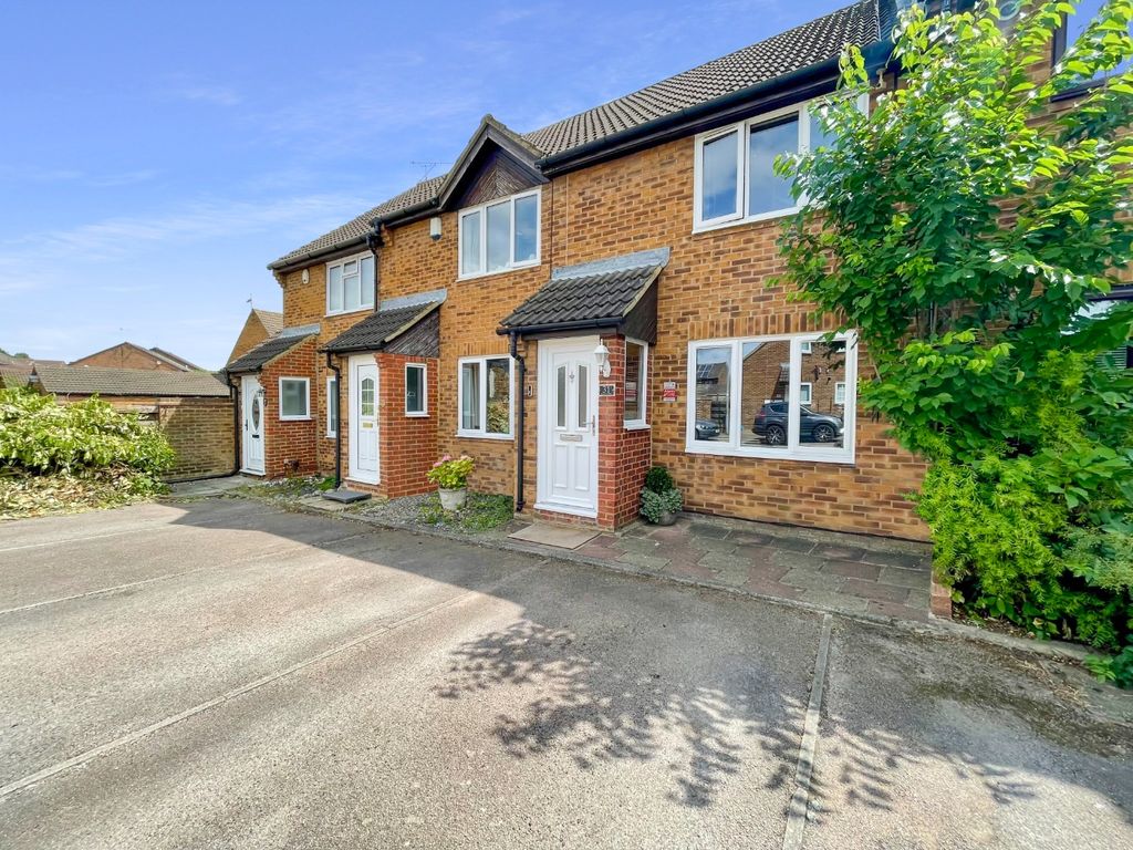Property photo 1 of 12 3328240
