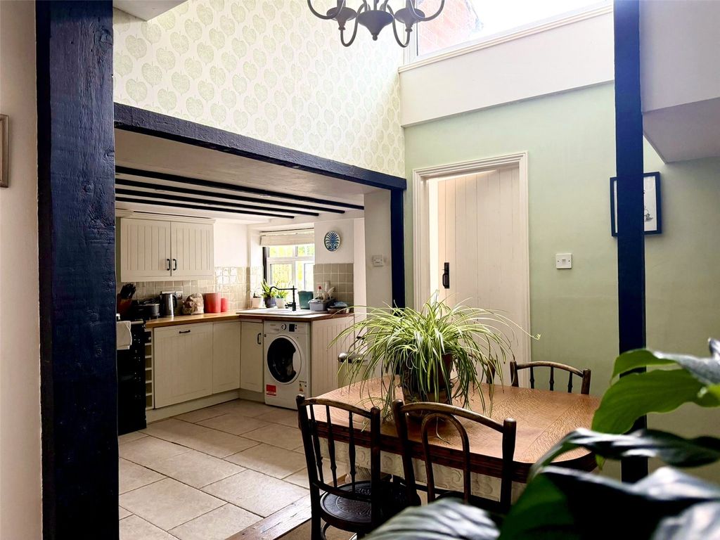 Property photo 2 of 10 Picture No. 09