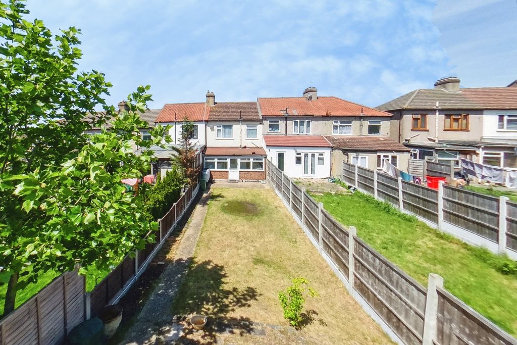 Property photo 3 of 14 Pbox-Img.Jpg
