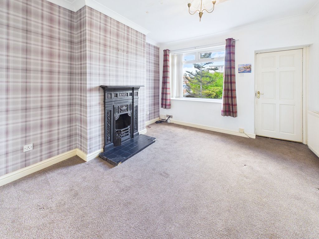Property photo 3 of 28