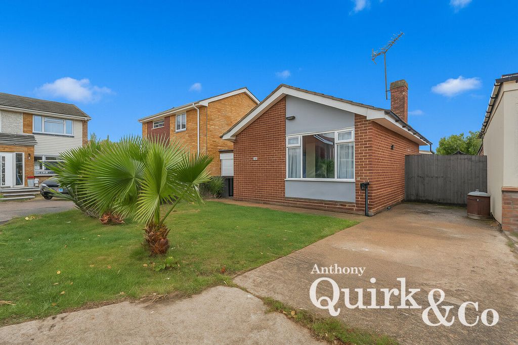 Property photo 1 of 8