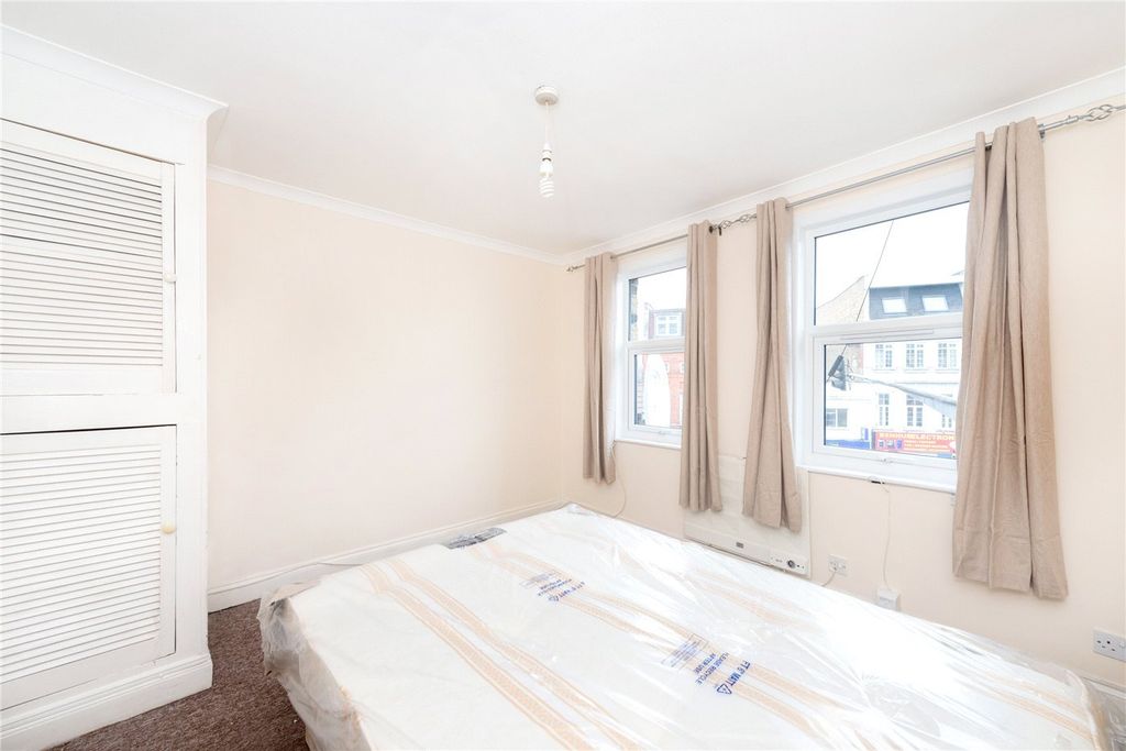 Property photo 3 of 7 Picture No. 22