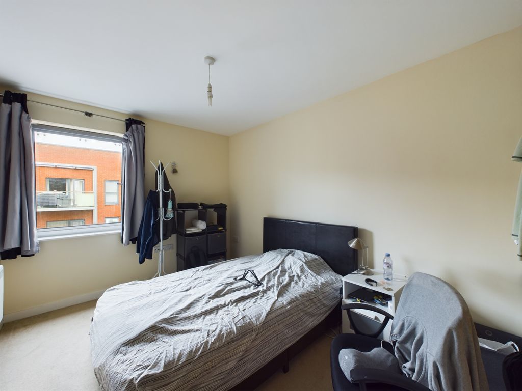 Property photo 3 of 6