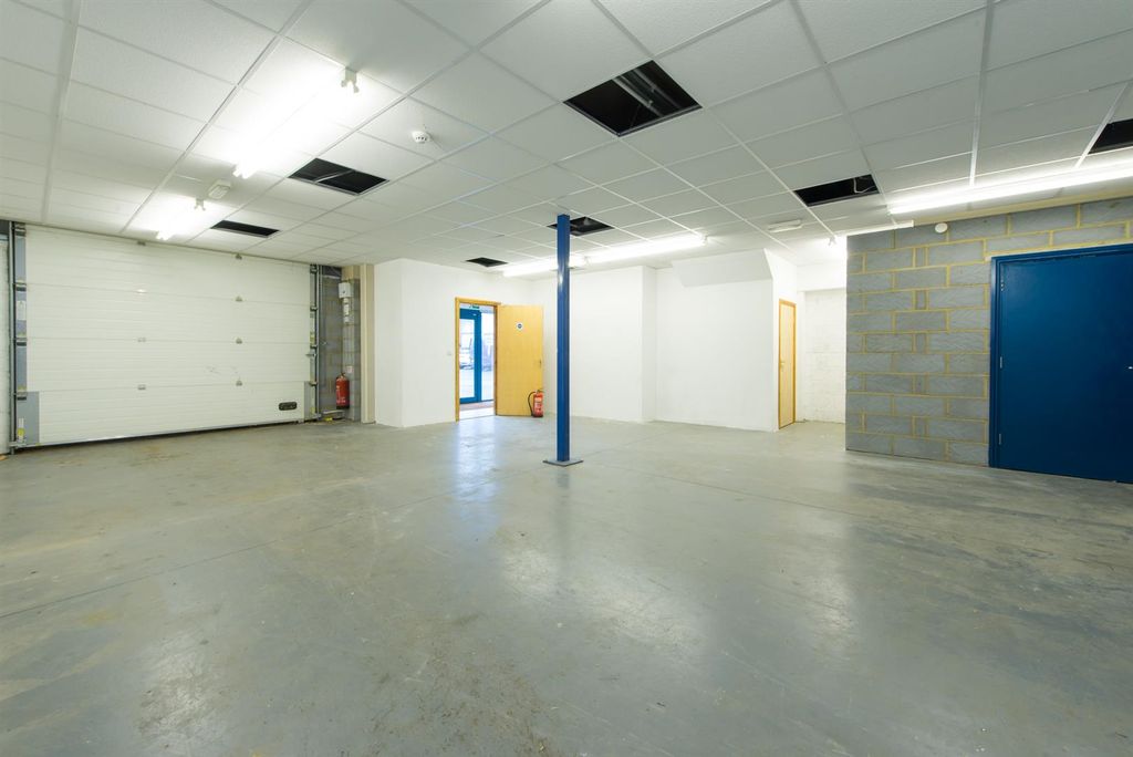 Property photo 3 of 11 Picture 3