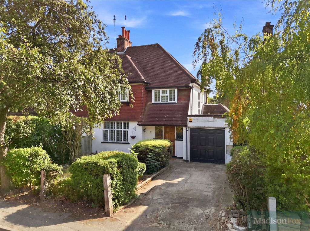 Property photo 1 of 36 Picture No. 05