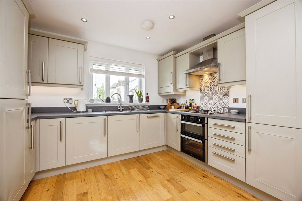 Property photo 2 of 30 Picture No. 22