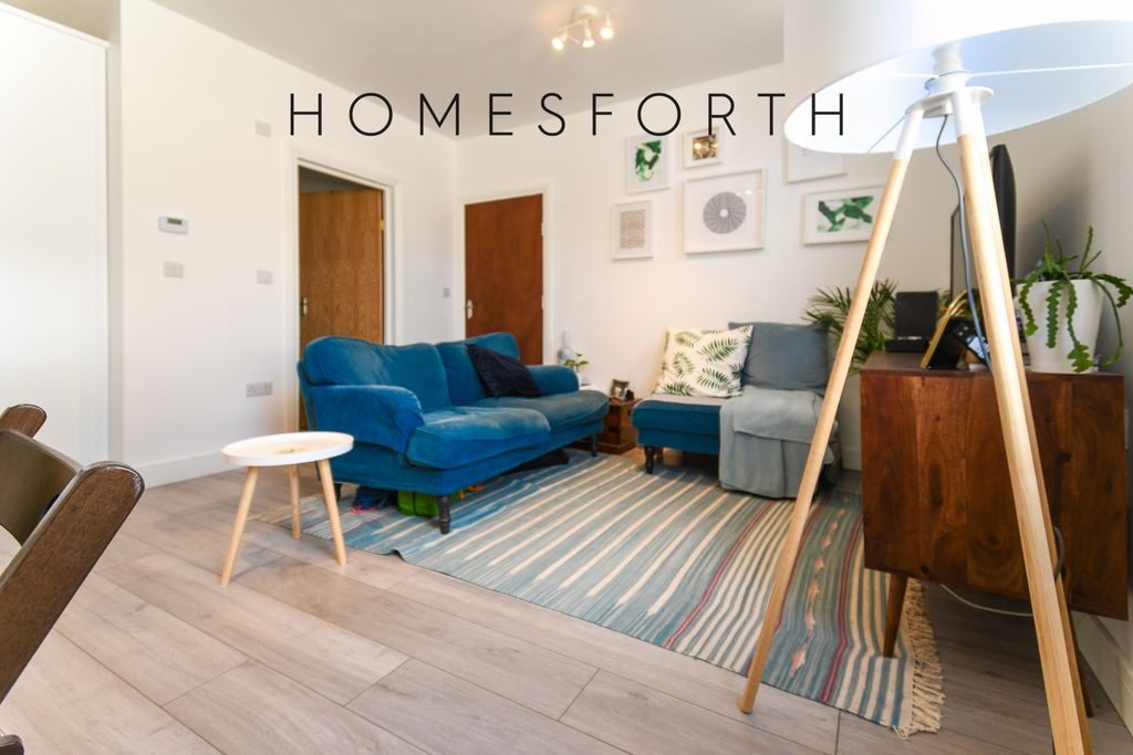 Property photo 2 of 6 Photo 3