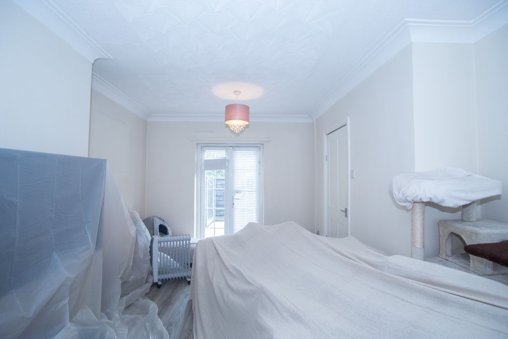 Property photo 3 of 25