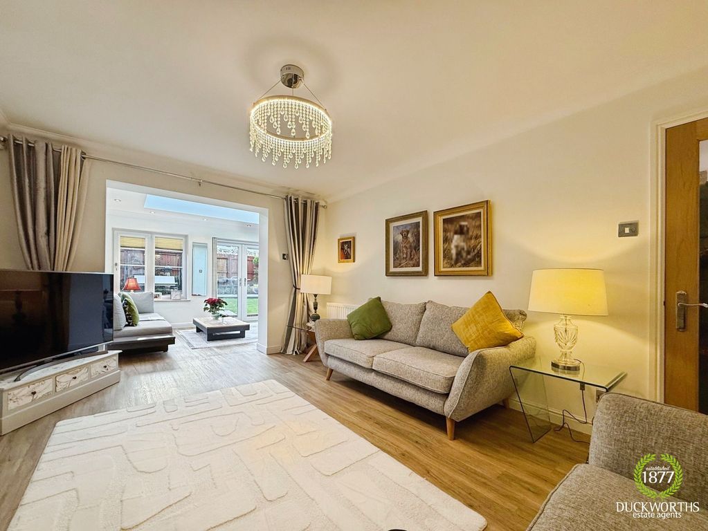 Property photo 2 of 36