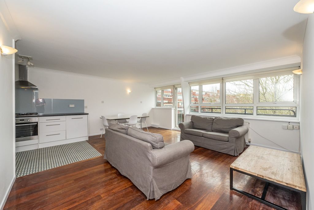 Property photo 2 of 22 4819805