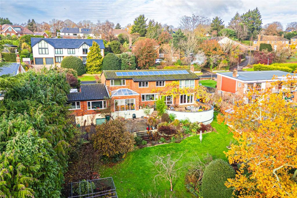 Property photo 2 of 41 Picture No. 48