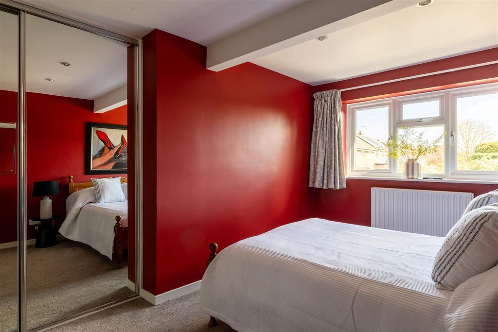Additional image 23 of 4 bed detached house for saleBeaufort Close, Reigate RH2