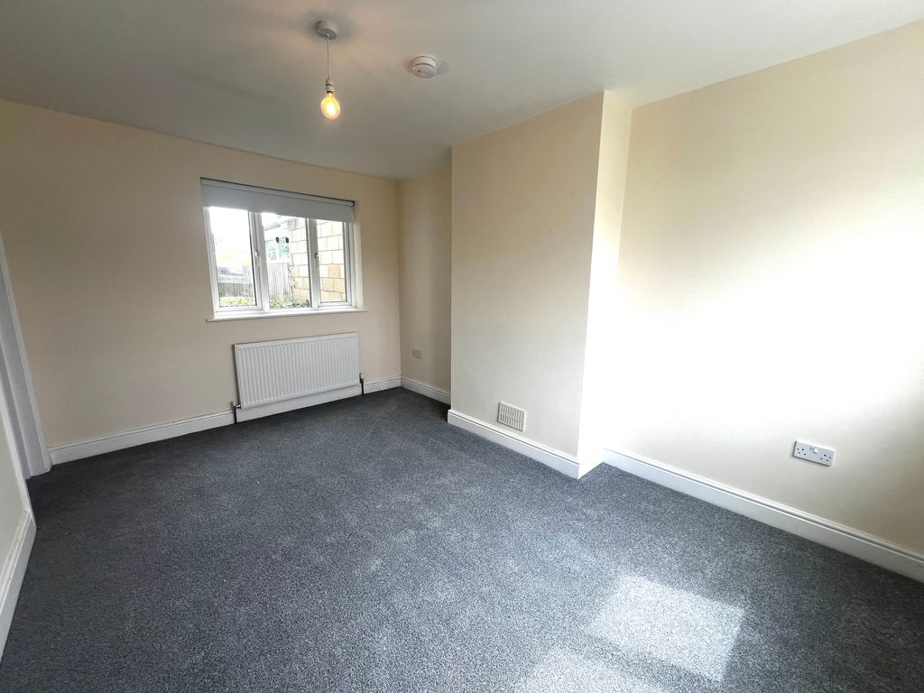 Property photo 2 of 9 Image