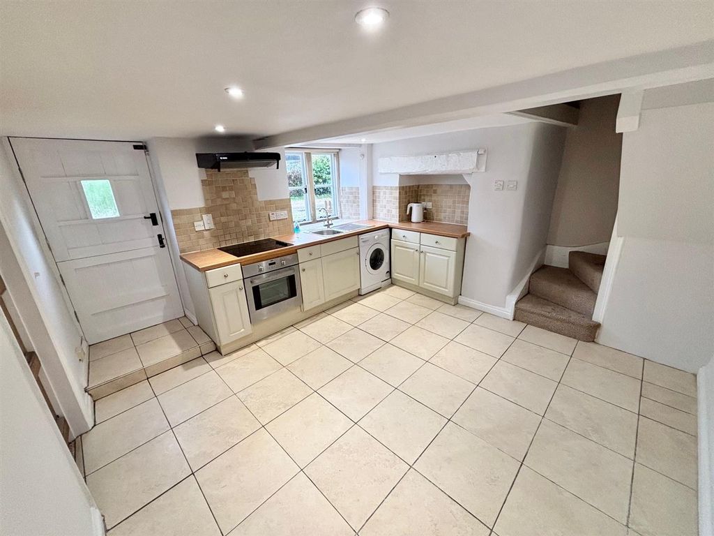 Property photo 2 of 12 5.Jpg