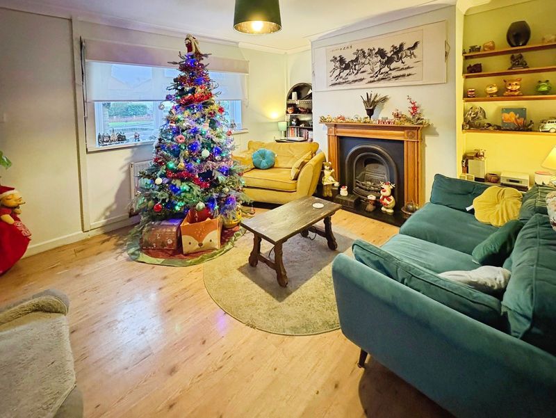 Property photo 2 of 11 Photo 5