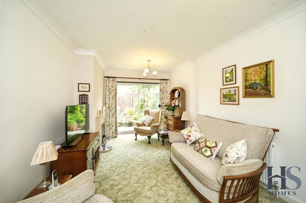Property photo 3 of 23