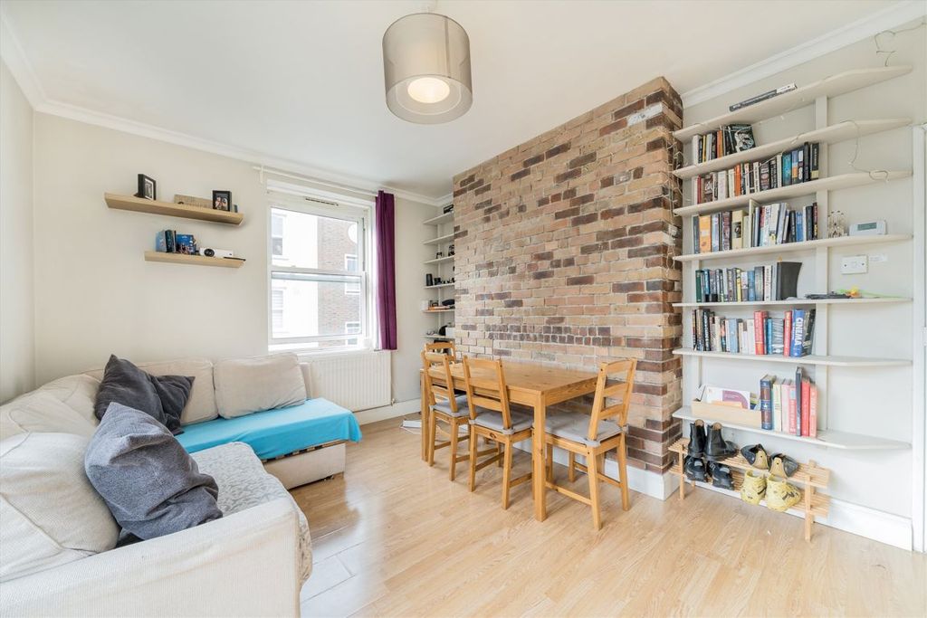 Property photo 3 of 6