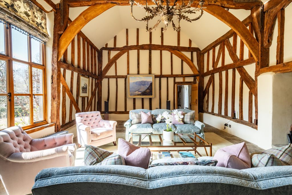 Property photo 2 of 29 Image