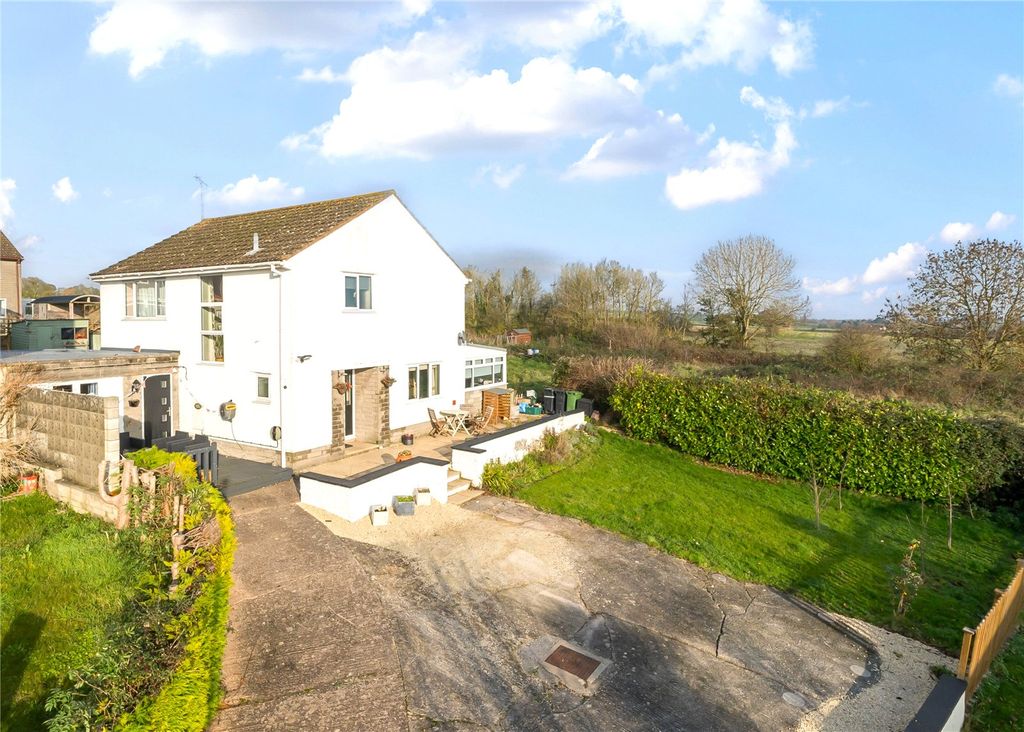 Property photo 1 of 27 Picture No. 39