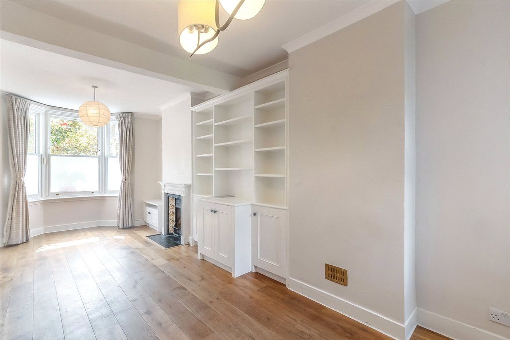 Property photo 2 of 14 Reception P2