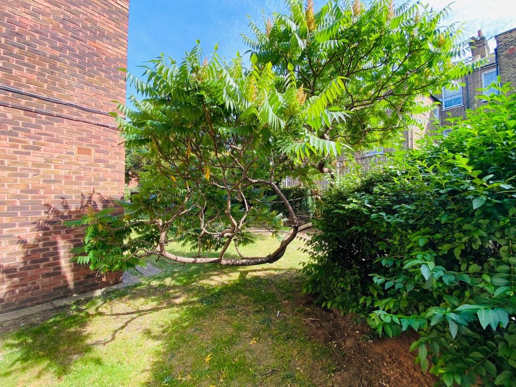 Property photo 3 of 4