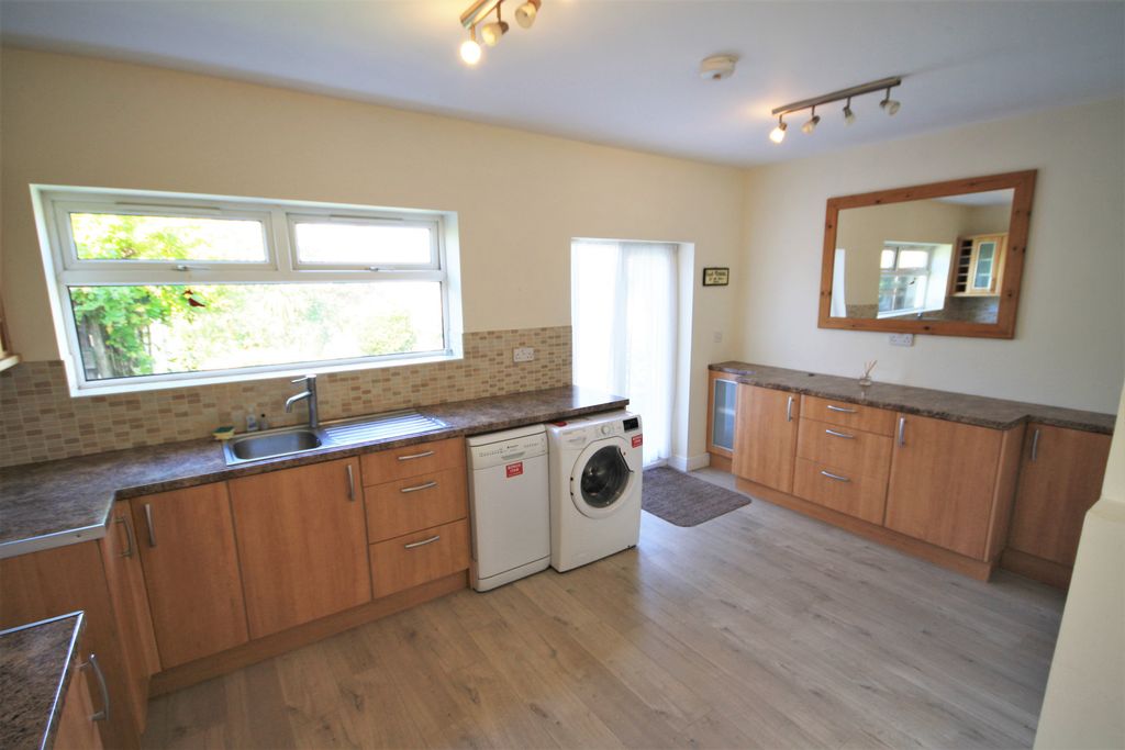Property photo 3 of 13 Img_3013