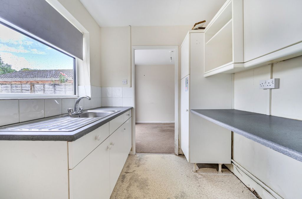 Property photo 2 of 16 1343138-14-68Af29...