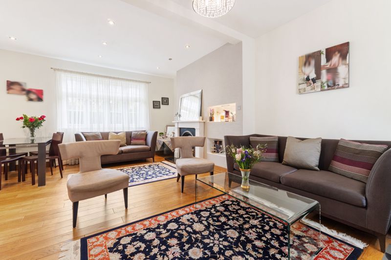 Property photo 2 of 9 Photo 11