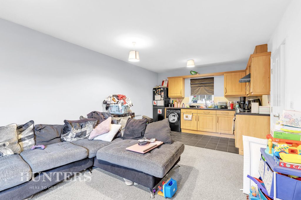 Property photo 3 of 15 Living Room