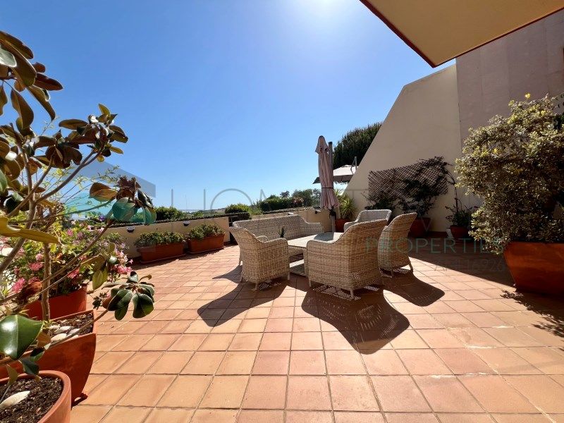 Property photo 1 of 34