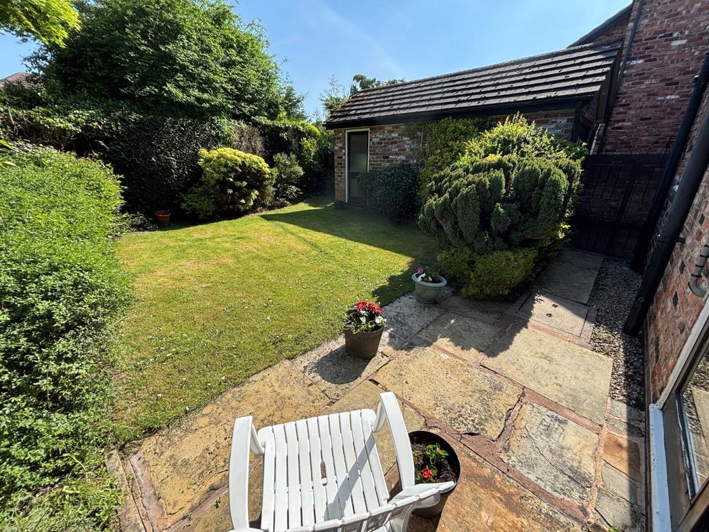 Property photo 3 of 18