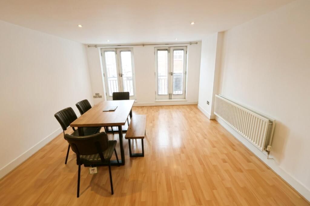 Property photo 3 of 6 316A537d3370Fb57d4Cda24822c3cc1F