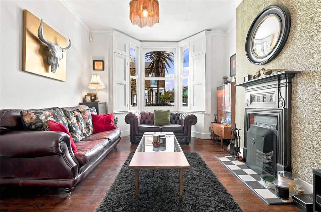 Property photo 2 of 46 Picture No. 77