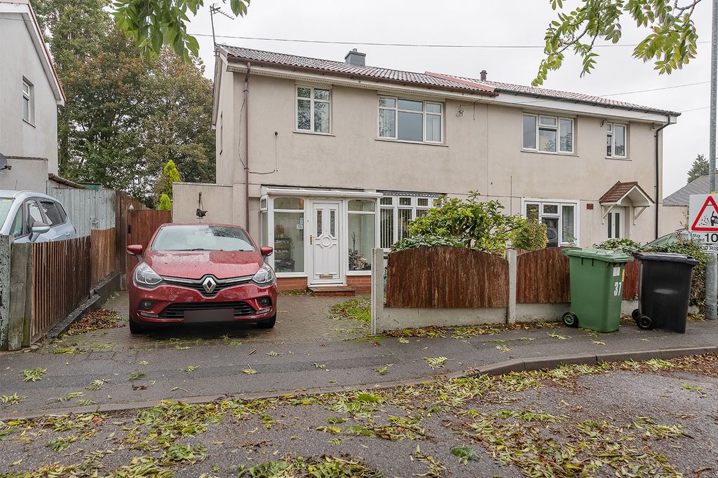 Property photo 1 of 41