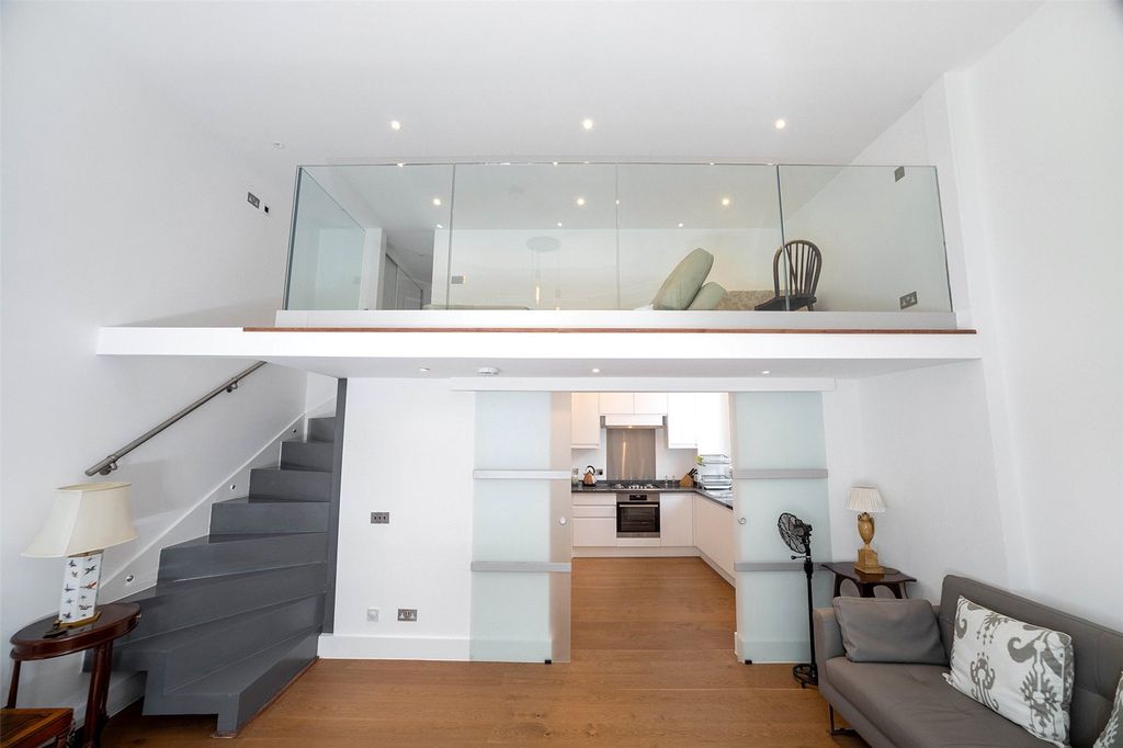 Property photo 3 of 13 Picture No. 20