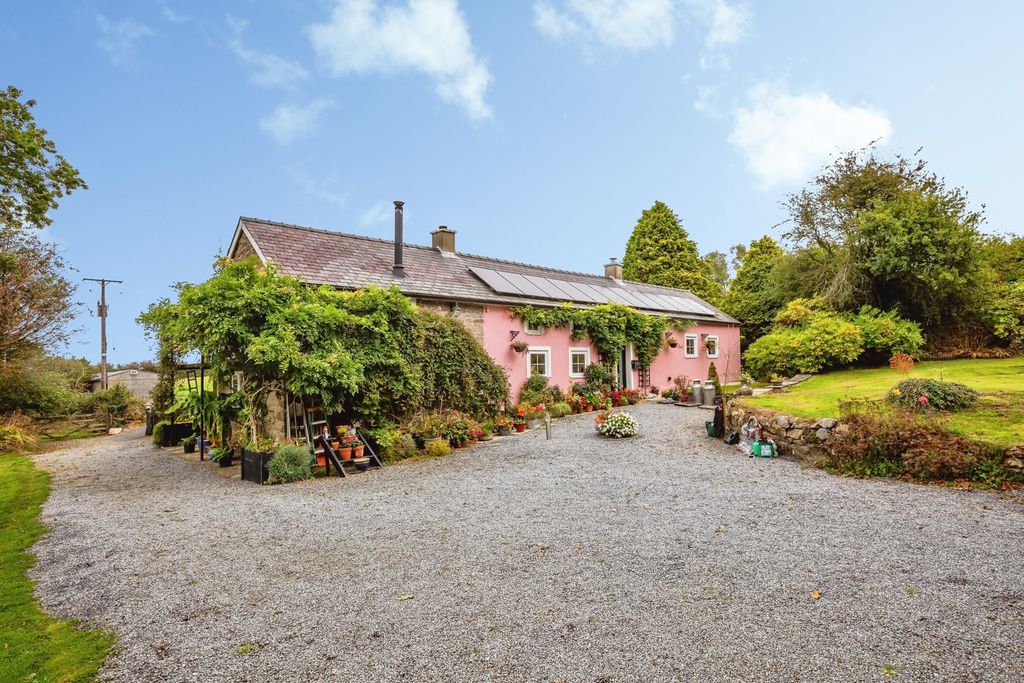 Property photo 1 of 34 Pbox-Img.Jpg
