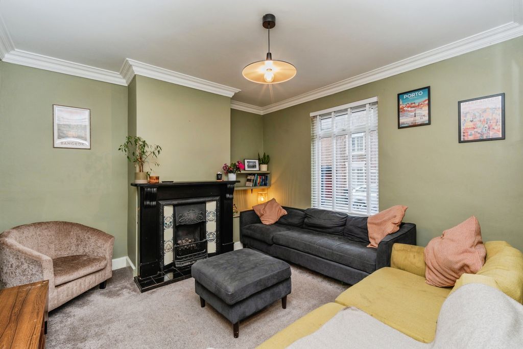 Property photo 2 of 15 Living Room