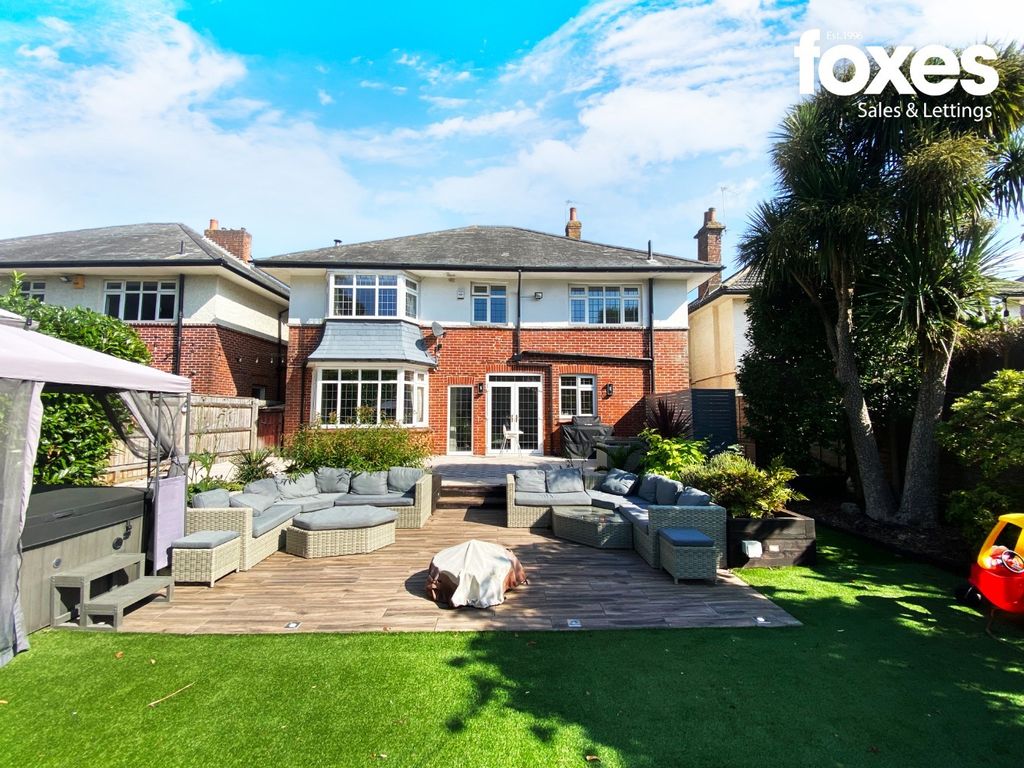 Property photo 1 of 24 5599680