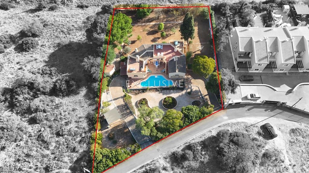 Property photo 1 of 36