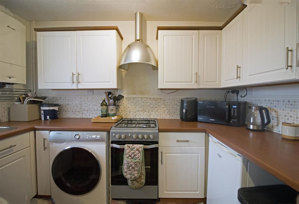 Property photo 2 of 6 Img_1528.Jpg